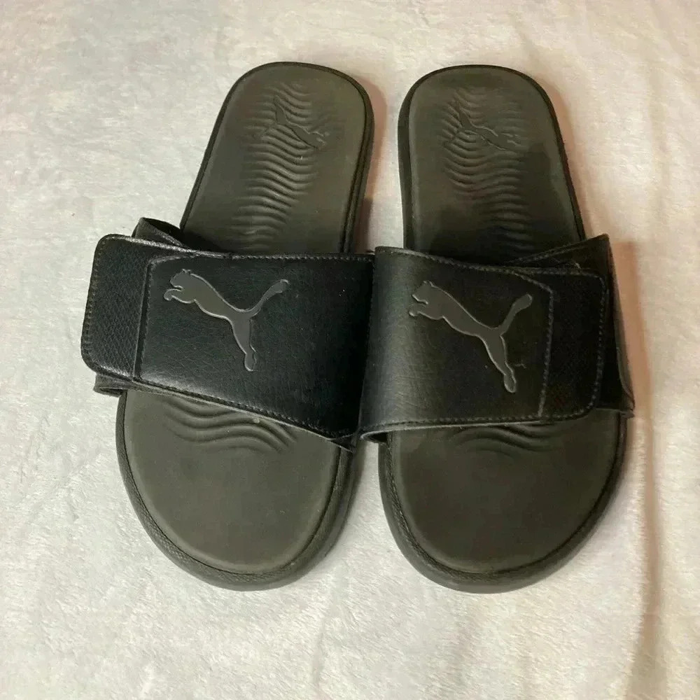 Puma slide on shoes